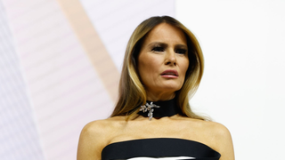 Provavelmente você não conseguiria aguentar a dieta de Melania Trump: 6 fatos bem peculiares sobre o que a esposa de Donald Trump come todo dia