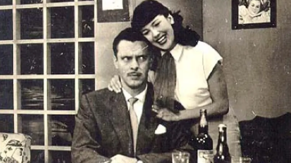 Hoje seria impensável: a primeira novela da TV - não era da Globo! - tinha só dois cenários e era exibida duas vezes por semana