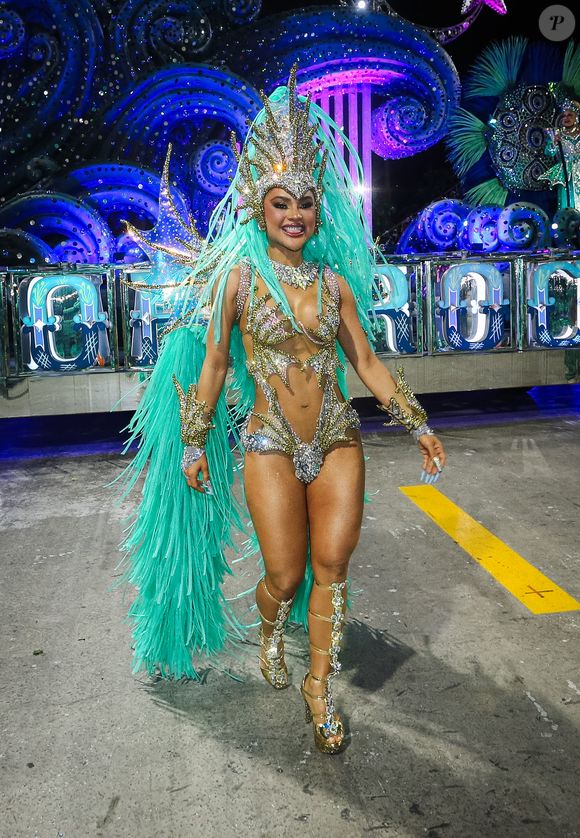 A empresária e influenciadora Mileide Mihaile também está no time de musas da Grande Rio