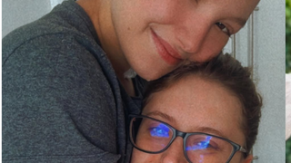 'Ainda precisam do seu nome para continuarem sendo notícia': irmã de Isabel Veloso expõe frustrações em post após viúvo da influenciadora anunciar novo casamento