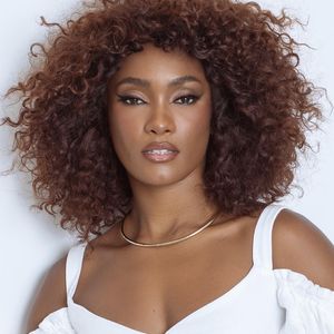 Erika Januza deu declarações em entrevista ao site Heloisa Tolipan