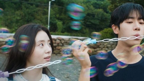 Só 106 minutos para se apaixonar: o melhor filme coreano romântico de 2026 e que está conquistando a Netflix