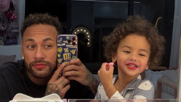 'Minha masculinidade diminuiu': aos 34 anos, Neymar surge maquiado em vídeo com Mavie, filha com Bruna Biancardi, e impressiona a web; veja!