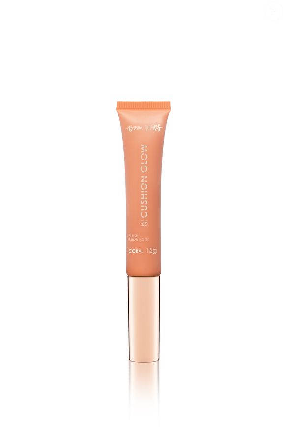 14. BT Cushion Glow (Bruna Tavares) | R$ 69,90
Blush líquido luminoso multifuncional que pode ser usado no rosto, lábios e pálpebras.