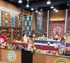 O 9º episódio do MasterChef Brasil 2026 contou com um jantar inspirado em festas brasileiras antigas, convidados especiais e uma prova de eliminação com aproveitamento integral dos alimentos