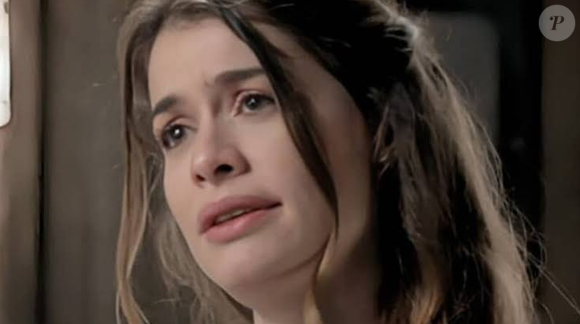 Lívia (Alinne Moraes) agradece Pedro (Emílio Dantas) por ter mentido para Felipe (Rafael Cardoso).