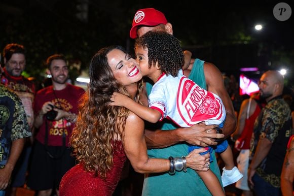 Aos 3 anos de idade, Joaquim, único filho de Viviane Araújo, roubou a cena