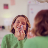 Minha prima só usa este perfume do Boticário dos anos 90: o favorito desde a adolescência custa menos de R$ 150 e continua sendo sua marca registrada