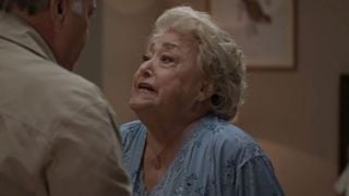 Suely Franco é a cereja do bolo em 'Dona de Mim'! Aos 85 anos, atriz é a prova de que a Globo precisa parar de cometer um dos maiores erros da TV