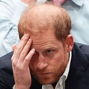 Saudade da terra natal: fontes revelam que Harry está 'muito homesick' e quer fortalecer laços com os Windsor