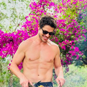 Nas refeições livres, José Loreto não dispensa um churrasco e é apaixonado por comida japonesa