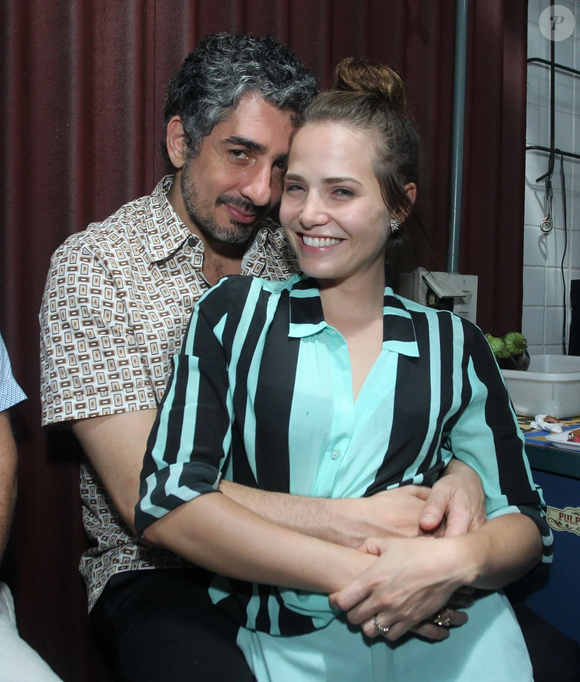 Leticia Colin e Michel Melamed encontraram uma nova dinâmica para o casamento: os dois estão juntos, mas não dividem o mesmo teto