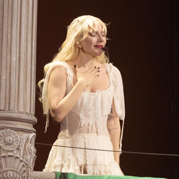 Apesar do susto, o show de Lady Gaga transcorreu bem e foi um sucesso!