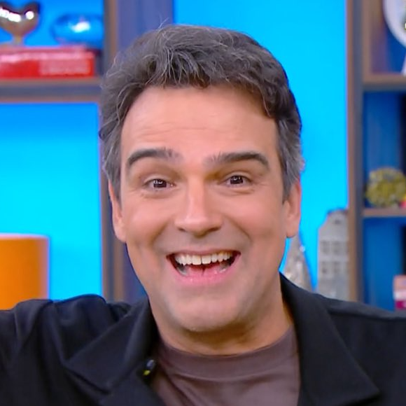 BBB 27 vem aí! A Globo confirmou a estreia do reality para 11 de janeiro de 2027, com 100 dias de duração, e revelou novidades como Casa de Vidro com poderes, Bate-Papo BBB na TV aberta com fã e hater e domingo dividido em 2 partes