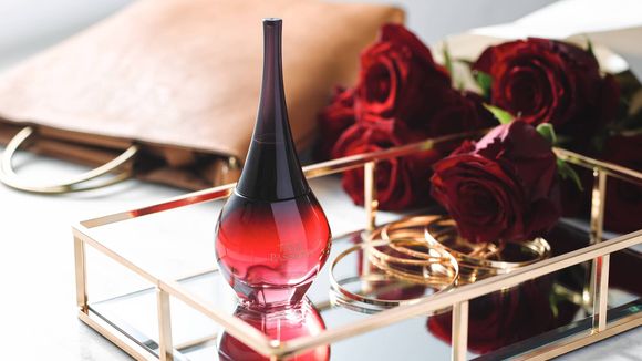 Perfumes Mary Kay: 5 fragrâncias, do amadeirado ao floral frutado, que vão te deixar com cheiro de mulher rica e elegante