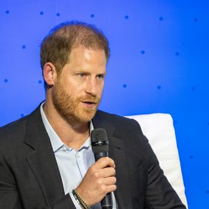 De acordo com informações da People, Príncipe Harry, esposo de Meghan Markle, ajudou nessa situação.