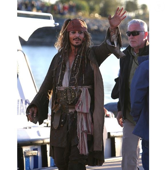 Capitão Jack Sparrow pode voltar às telas em 'Piratas do Caribe 6'. Disney e Johnny Depp negociam a participação do ator no novo filme