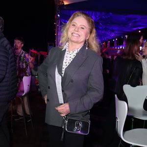 Vera Fischer: ‘estava a Xuxa e tinha uma criança engatinhando no chão. Quando eu vi, era um menino sem pernas, com o short