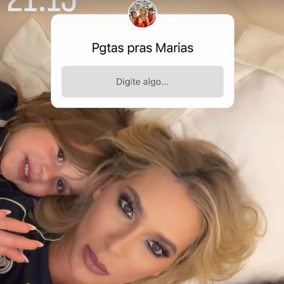 Após João Guilherme falar sobre a exposição das crianças, Virgínia abriu uma caixinha de perguntas para as filhas responderem