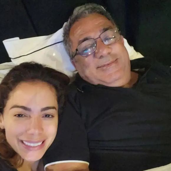 Pai de Anitta, Mauro Machado é mais conhecido como Painitto