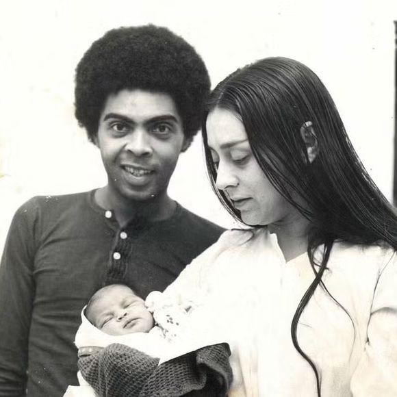 Preta Gil nasceu no dia 08 de agosto de 1974