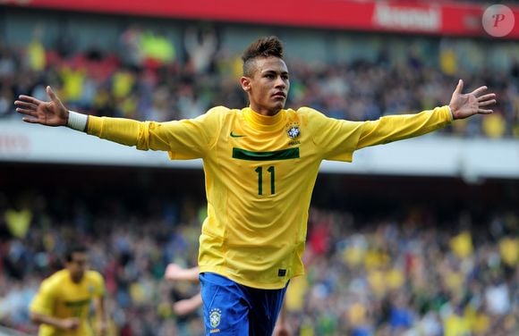 Neymar ganhou muitos elogios por sua atuação, incluindo de Ronaldo, que o chamou de 'objetivo' e 'determinado'