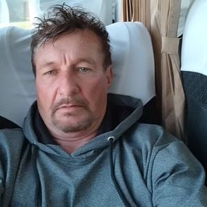 Carlos Urach lançou um comunicado ao público. Ele não esclarece os rumores sobre o atendimento médico e se limita a soltar frases enigmáticas sobre ‘conexões’