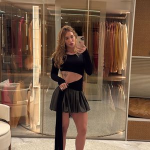 Virginia Fonseca apostou em um look poderoso e fez mistério sobre seu destino