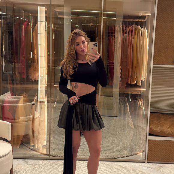 Virginia Fonseca apostou em um look poderoso e fez mistério sobre seu destino