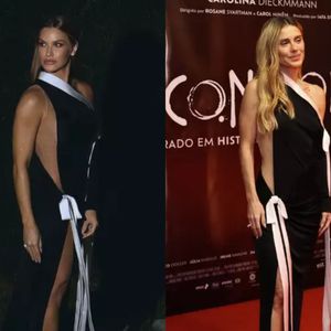 Em janeiro, Andressa Suita foi vista usando um vestido longo com recortes generosos da marca David Koma, desfilado em 2024. Tempos depois, Carolina Dieckmmann apareceu com o mesmo look no Festival de Cinema do Rio de Janeiro