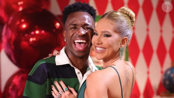 Antes de entrar na avenida, Virgínia repercutiu o desabafo de Vini Jr. sobre discriminação racial sofrida durante jogo na Europa