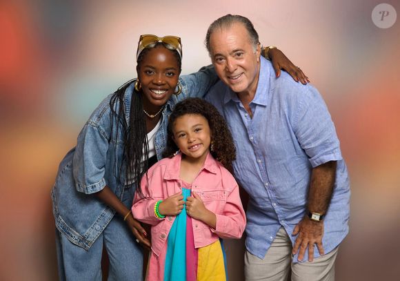 Autor da Globo Juan Jullian comemorou estreia da novela 'Dona de Mim' e exibição do encontro das vilãs no show dos 60 anos da Globo