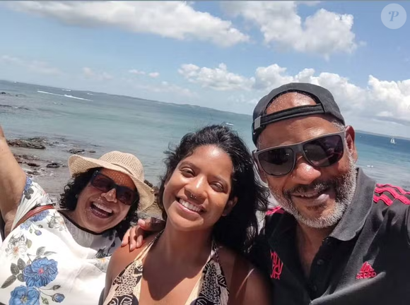 Juliana Marins, jovem brasileira desaparecida na Indonésia, é filha de Manoel Marins Filho e Estela Marins