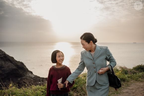 'Se a Vida Te Der Tangerinas...' começa acompanhando a vida de Ae-sun, a protagonista, ainda criança