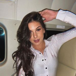 Ana Castela elegeu o apelido 'Boiadeira' ainda no início de sua carreira, sua marca registrada até hoje