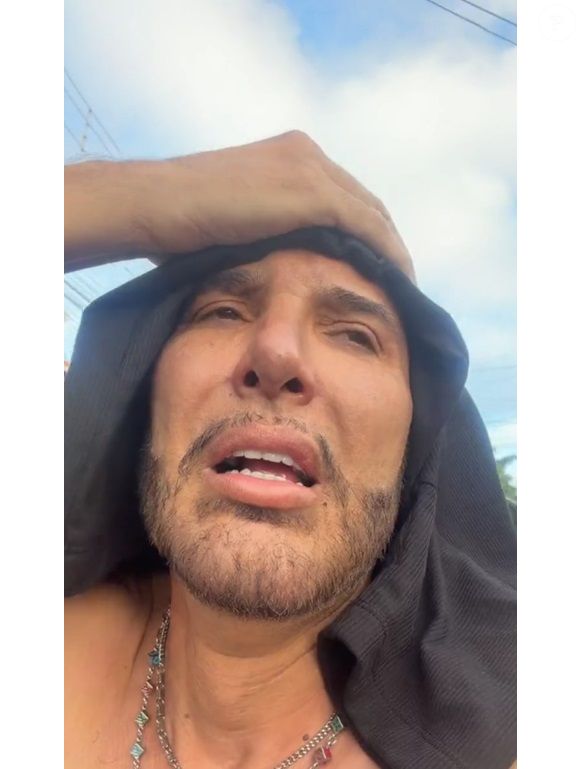 'Era para estarmos mortos': pai de MC Gui se desespera com incêndio em casa, onde mora com a mulher