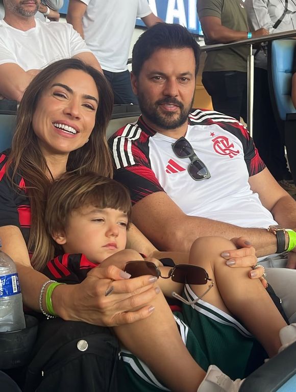Silvio Santos foi lembrado após Patricia Abravanel e filhos surgirem com camisa do Flamengo: 'Eita que o Silvio (que era torcedor do Fluminense) deve estar se revirando no túmulo'