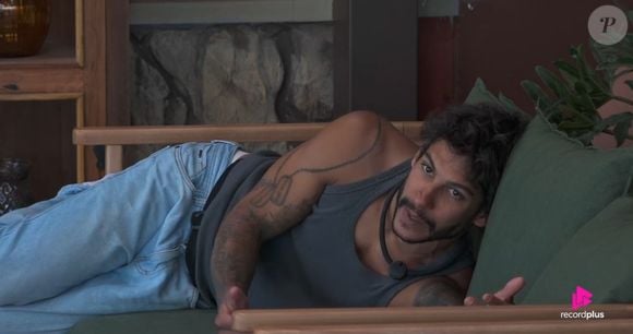 'A Fazenda 17': Shia Phoenix afirmou que vai aproveitar mais o conforto da casa. 'Piscina'