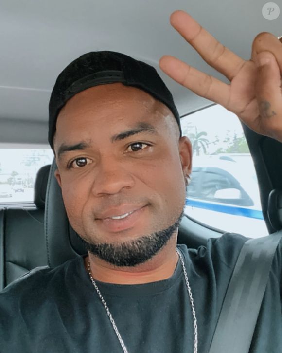 Ex-jogador Carlos Alberto deve mais de R$ 100 mil, segundo o colunista Ancelmo Gois