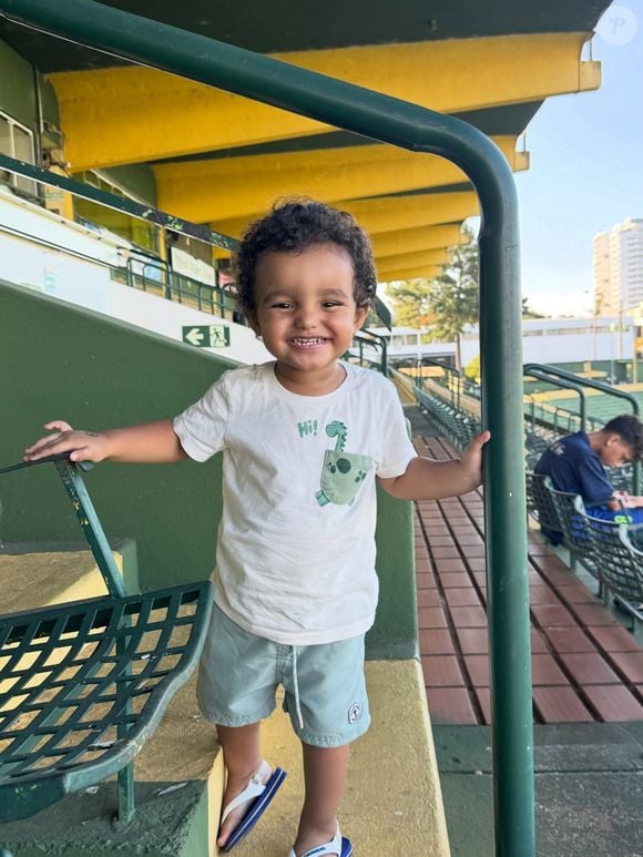 Filho de Gustavo Simões morreu após acidente: detalhes não foram revelados