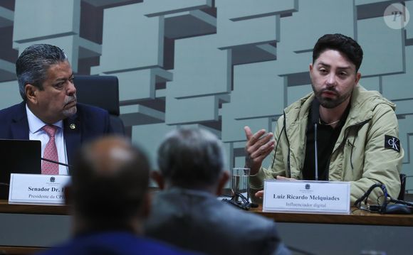 Rico Melquiades se manteve calado quando a relatora da CPI perguntou se ele admitia que confessou os crimes de associação criminosa e falsidade ideológica