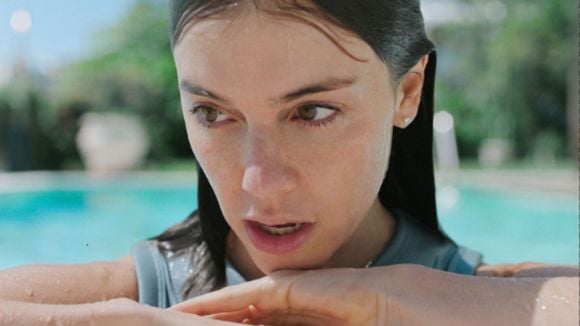 'Não sou tão ingênua quanto a Maíra': Alice Wegmann, destaque no elenco da série 'Dom de Iludir', da Netflix, abre o jogo sobre fé e personalidade em meio a golpes e traições