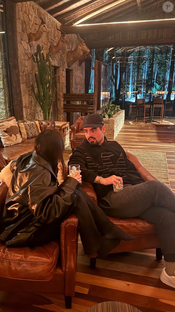 João Guilherme Silva e Isabella Kherlakian surgiram em clima de romance nas redes sociais