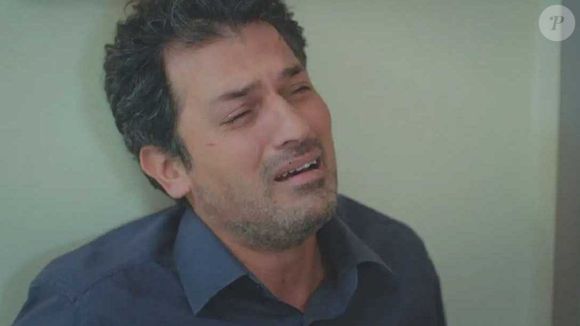 Ari descobre que sua advogada, Kismet, é sua irmã por parte de pai na novela Força de Mulher