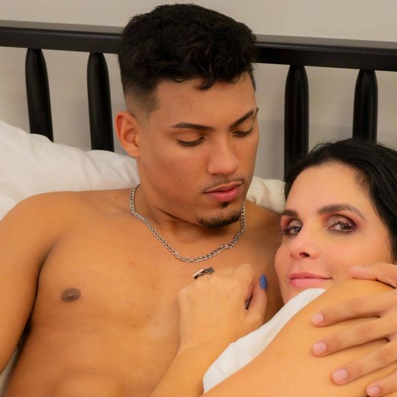 'Encostei e...': ex-Banheira do Gugu e aos 52 anos, Luiza Ambiel entrega detalhe de vídeo pornô com Novinho, de 20