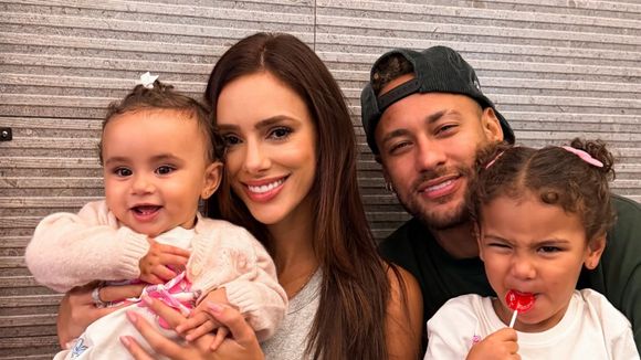Gravidez na família de Neymar e Bruna Biancardi! Casal fica chocado com novidade em vídeo e web reage: 'Ficou igual ao descobrir a gravidez da Mel'