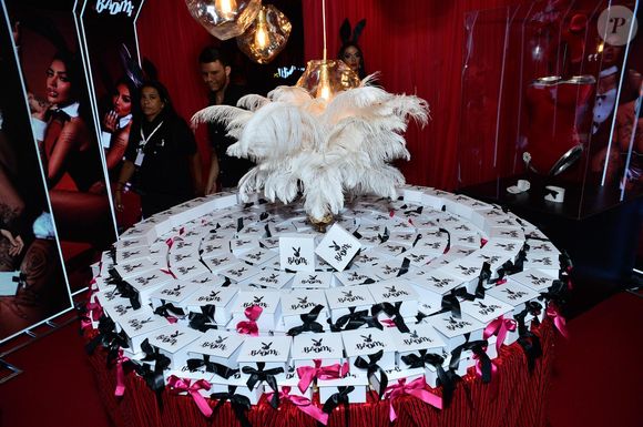 A decoração do evento abusou dos símbolos clássicos da revista, como o coelhinho