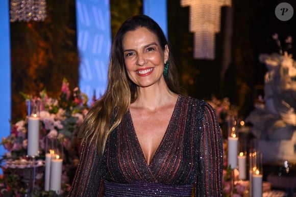 Luciana Cardoso, mulher de Faustão, marcou presença nos 50 anos da esposa de Rodrigo Faro