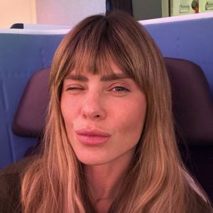 Carolina Dieckmmann fez um apelo à Globo antes do debate entre Lula e Flávio Bolsonaro e defendeu que os eleitores tenham acesso a informações verificadas