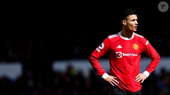 Cristiano Ronaldo enfrenta um processo disciplinar em Portugal após abandonar a concentração antes do jogo contra a Dinamarca. A suspensão preventiva ainda não representa uma punição definitiva
